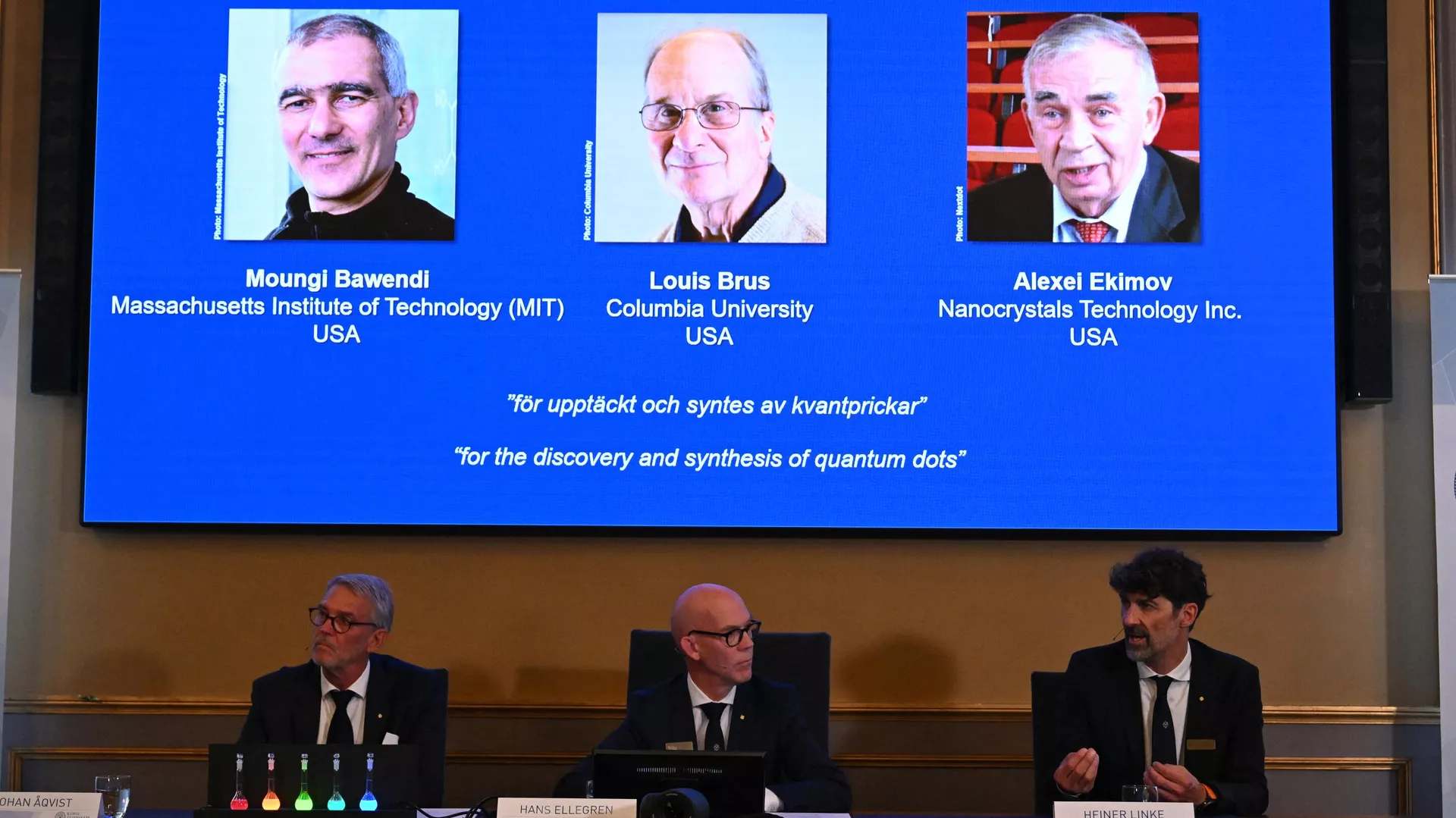 El Premio Nobel de Química 2023 fue adjudicado a los científicos Moungi G. Bawendi, Louis E. Brus y Alexei I. Ekimov El Premio Nobel de Química 2023 fue adjudicado a los científicos Moungi G. Bawendi, Louis E. Brus y Alexei I. Ekimov - Sputnik Mundo, 1920, 04.10.2023