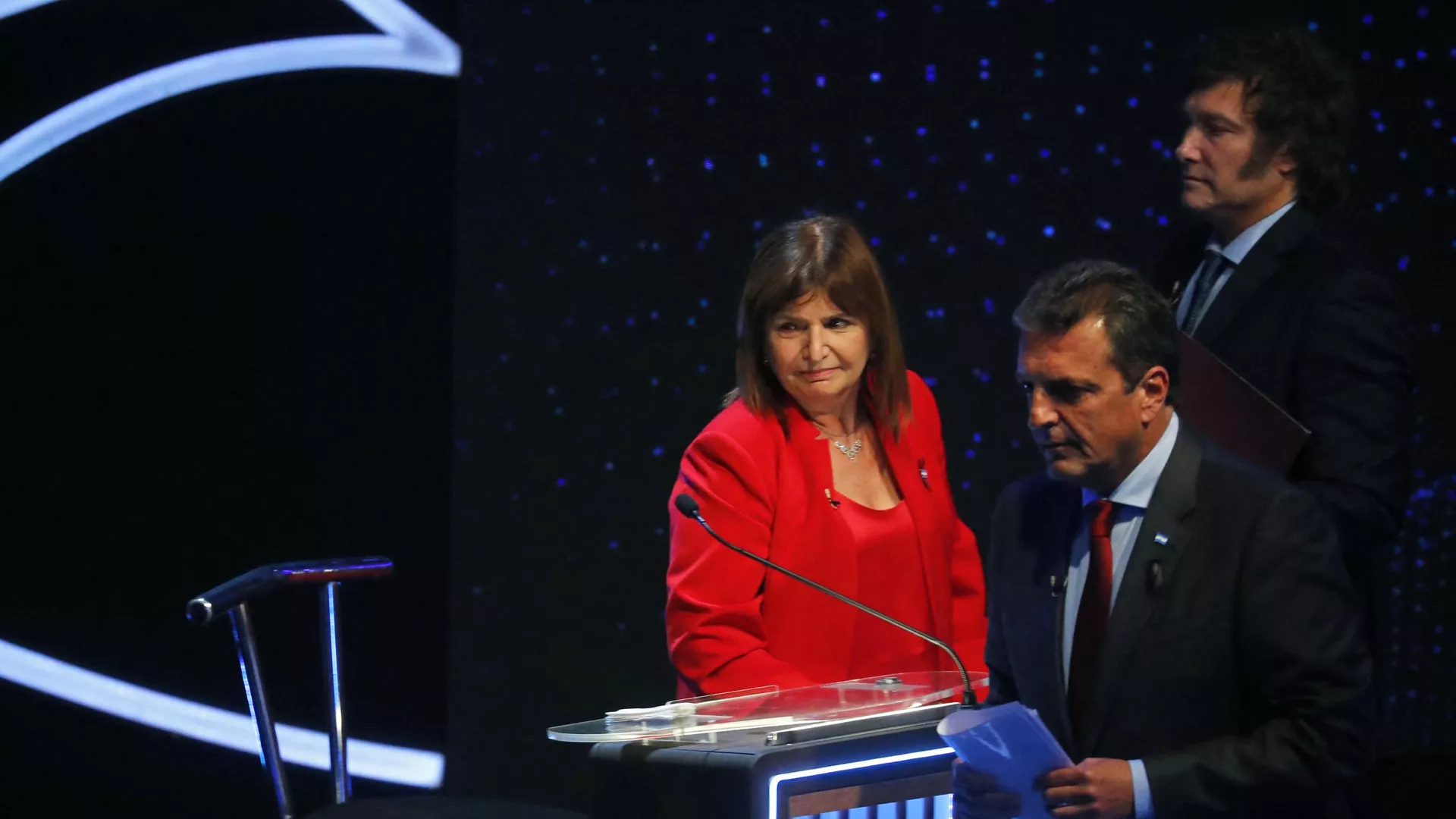 Patricia Bullrich, Sergio Massa y Javier Milei, en el segundo debate presidencial argentino en la Universidad de Buenos Aires - Sputnik Mundo, 1920, 10.10.2023