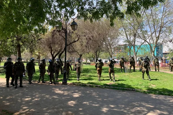Marcha mapuche por el Día de la resistencia de los pueblos originarios en Chile - Sputnik Mundo