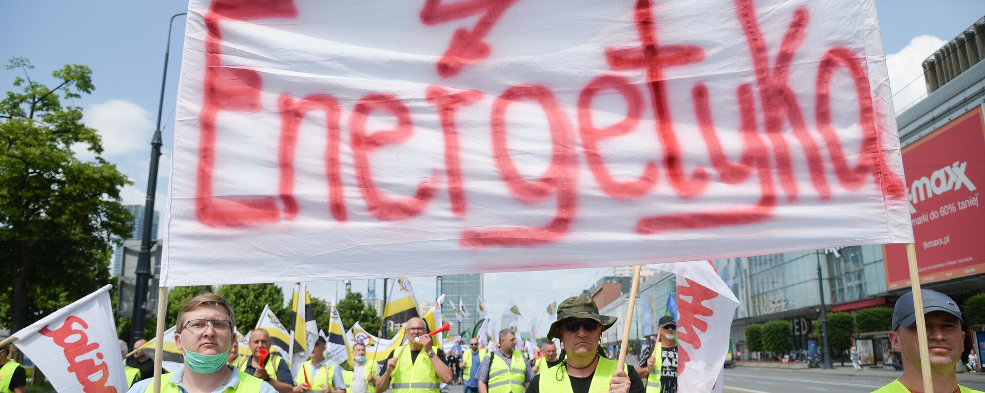 Mineros polacos y trabajadores del sector energético protestan en Varsovia. - Sputnik Mundo, 1920, 14.10.2023