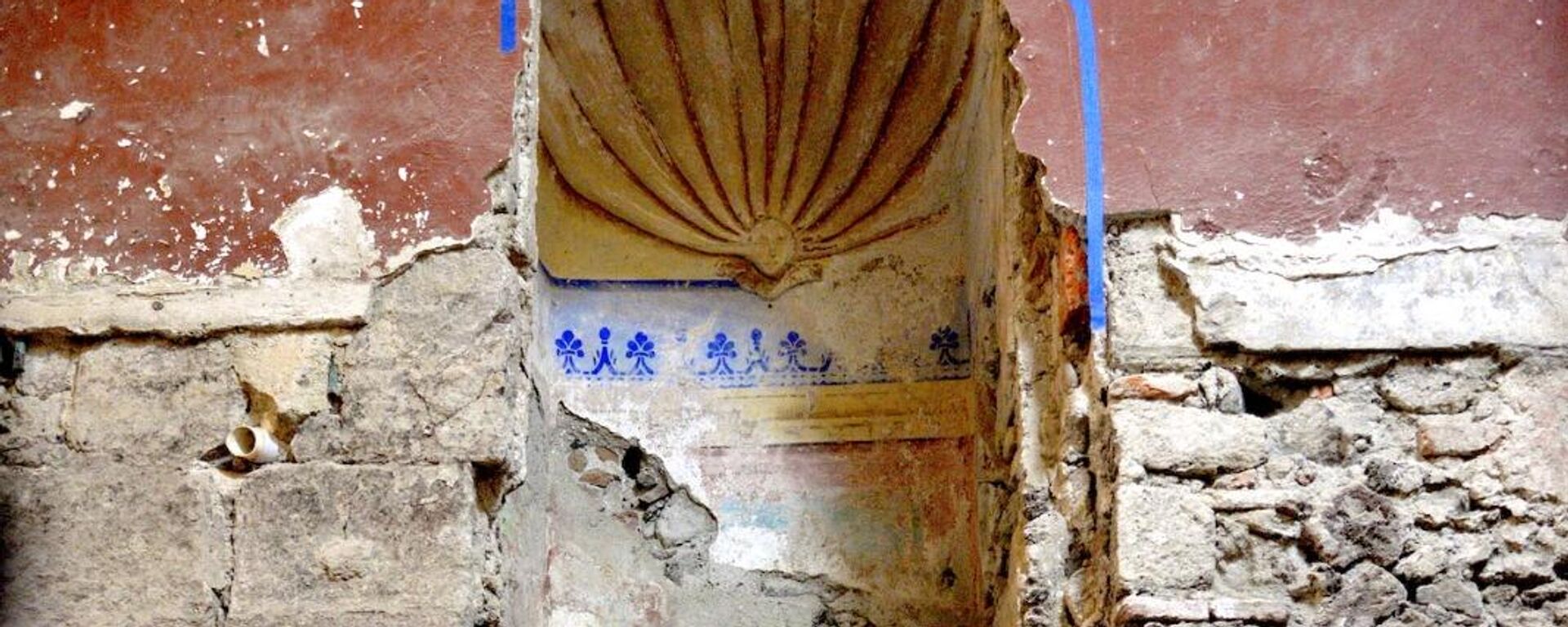 Algunos elementos identificados en la indagatoria arqueológica conservaron su recubrimiento original por el manto fréatico de la Ciudad de México - Sputnik Mundo, 1920, 26.10.2023