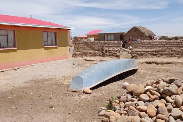 La comunidad Uru de Llapallapani, en el departamento de Oruro, sobre el lago Poopó. - Sputnik Mundo