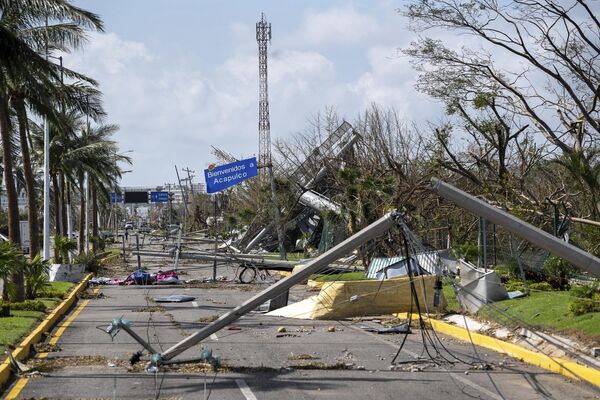 El 25 de octubre, el huracán Otis, uno de los más potentes de la historia de México, azotó la costa sur del país, dejando el famoso balneario de Acapulco en ruinas e incomunicado. - Sputnik Mundo