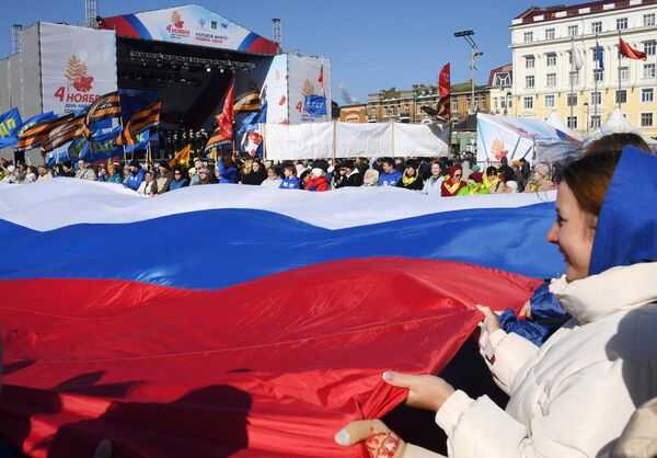 La celebración está relacionada con el final de la Época de la Inestabilidad y simboliza la cohesión del pueblo y su capacidad para unirse en tiempos difíciles. - Sputnik Mundo