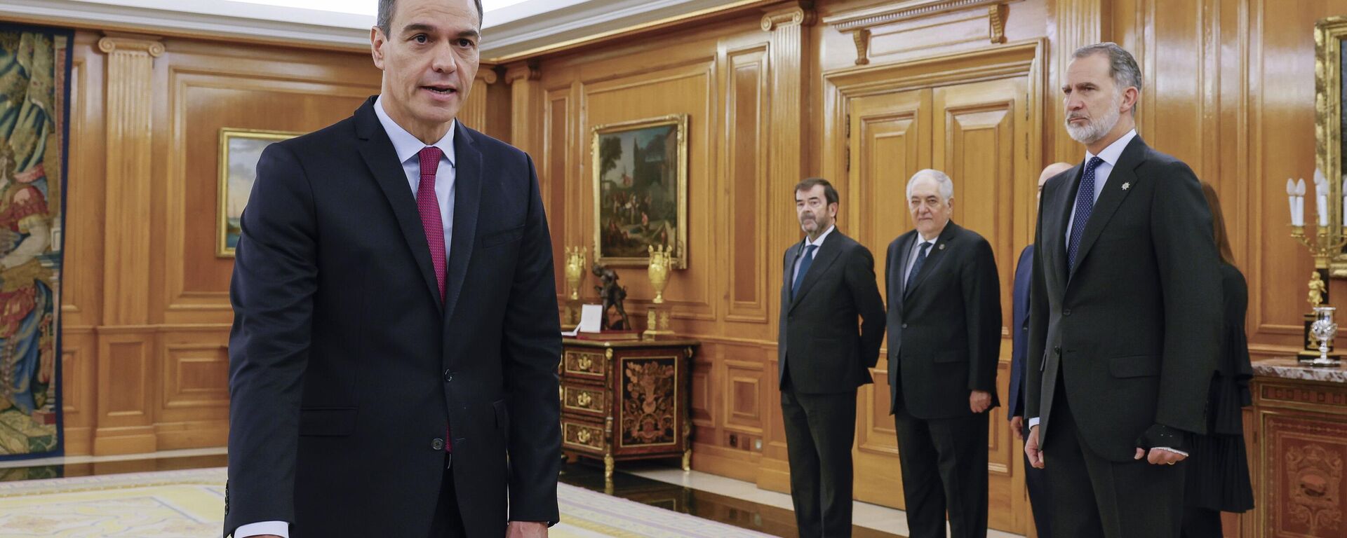 Pedro Sánchez promete el cargo de presidente del Gobierno de España - Sputnik Mundo, 1920, 17.11.2023