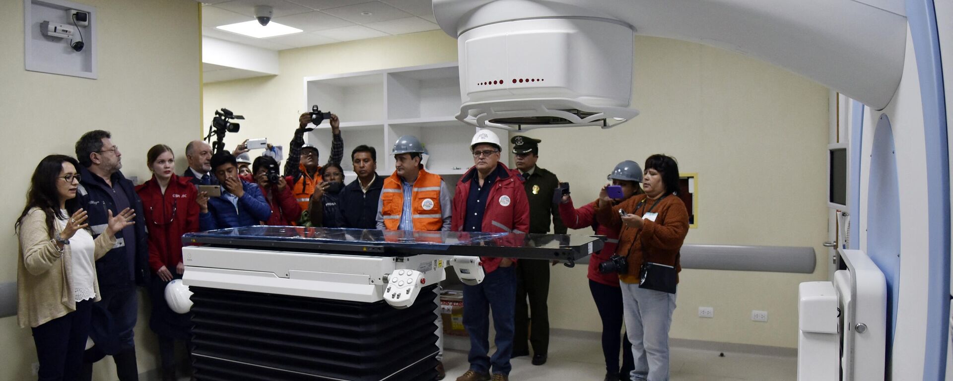 Un acelerador lineal médico, utilizado para tratamientos oncológicos, en el Centro de Investigación de Medicina Nuclear, en El Alto, Bolivia, 2020 - Sputnik Mundo, 1920, 28.11.2023