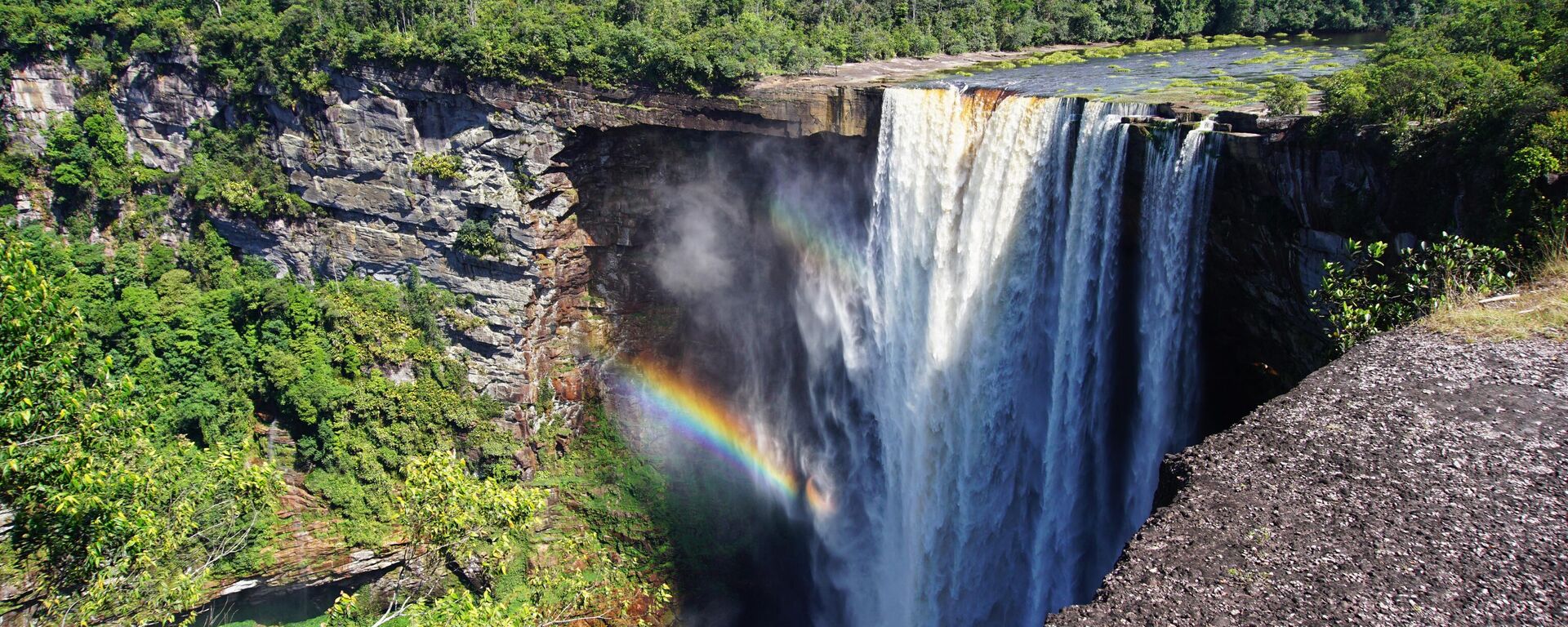 Las cataratas Kaieteur, en la Guayana Esequiba - Sputnik Mundo, 1920, 30.11.2023