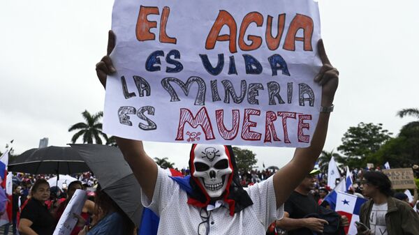 Protestas en Panamá en contra de la minera canadiense First Quantum  - Sputnik Mundo