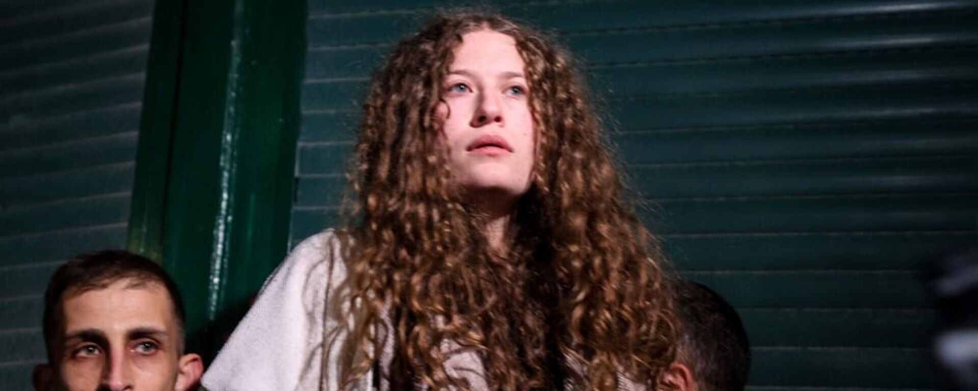 La activista palestina Ahed Tamimi es bienvenida en Ramala, Cisjordania, tras su liberación junto con otros presos, el 30 de noviembre de 2023 - Sputnik Mundo, 1920, 30.11.2023