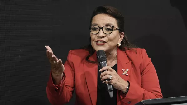 La presidenta de Honduras, Xiomara Castro - Sputnik Mundo