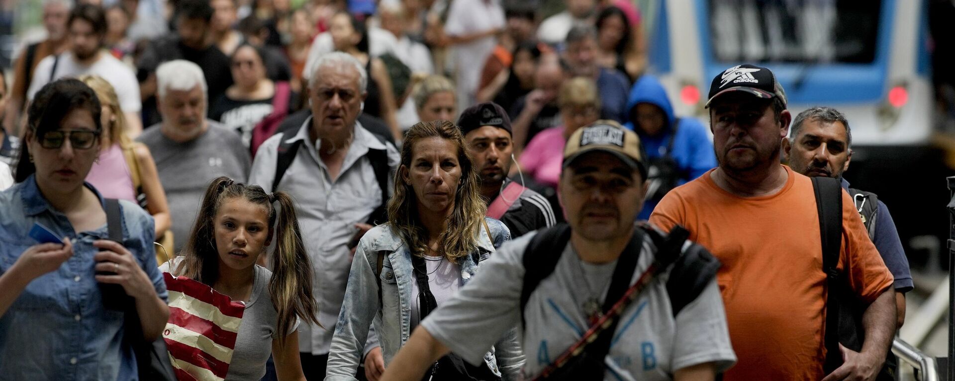 La ciudad de Buenos Aires tras los anuncios económicos del Gobierno de Milei - Sputnik Mundo, 1920, 25.03.2024