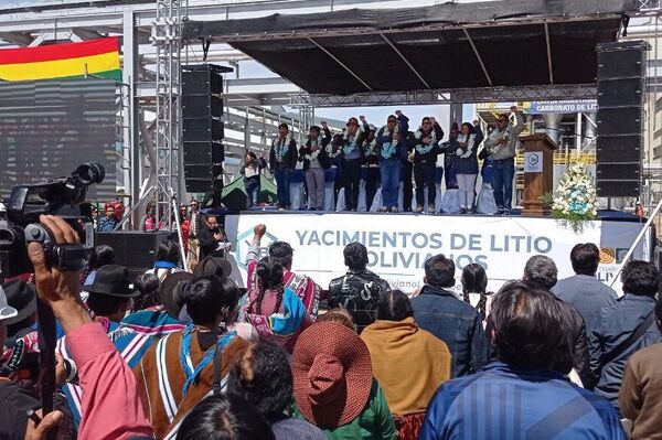 Inauguración de la planta industrial de carbonato de litio en el salar de Uyuni - Sputnik Mundo