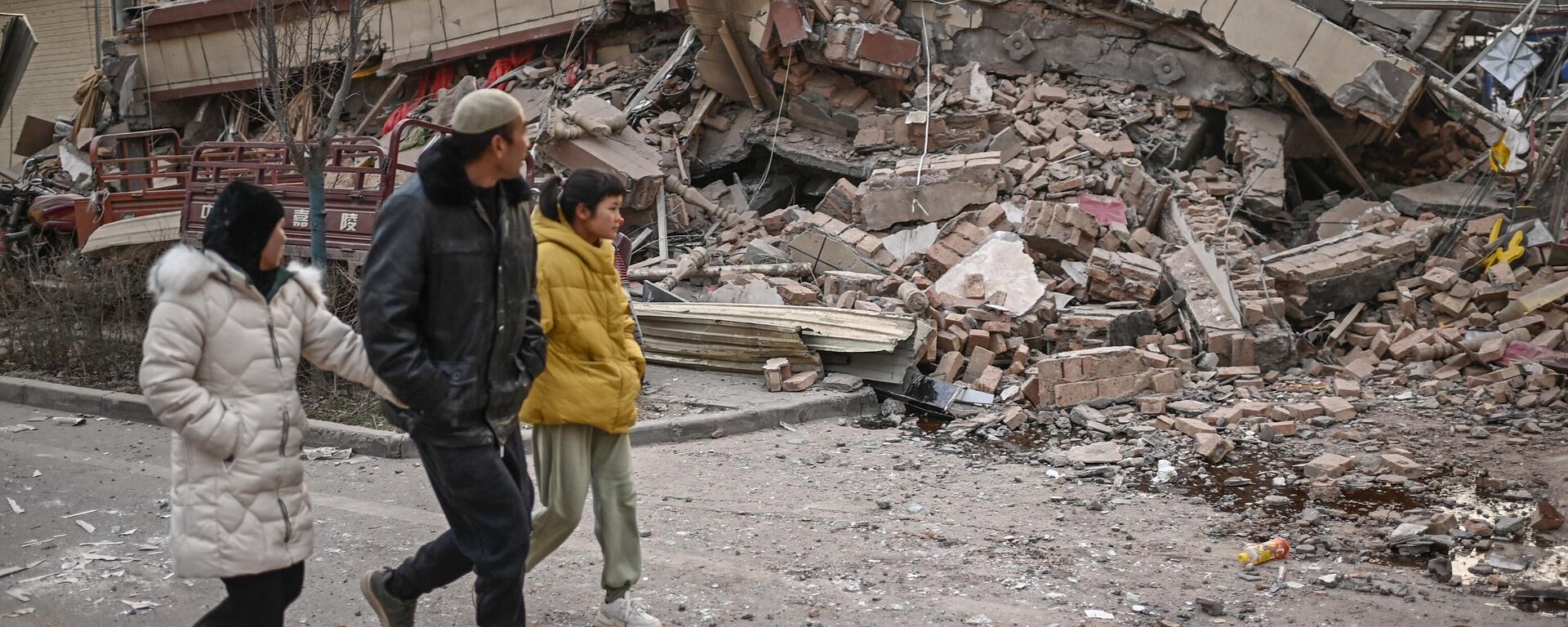 Destrucción tras el terremoto en las provincias chinas de Gansu y Qinghai - Sputnik Mundo, 1920, 20.12.2023