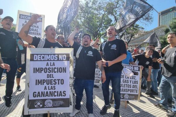 Marcha por el 22⁰ aniversario del Argentinazo en el centro de la Ciudad de Buenos Aires - Sputnik Mundo