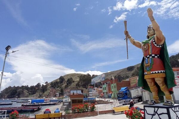 El lago Titicaca revive con la caída de lluvias y sube su nivel de agua. - Sputnik Mundo