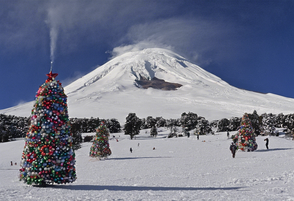 Volcán Chimborazo, Ecuador, dibujado por la red neuronal. - Sputnik Mundo