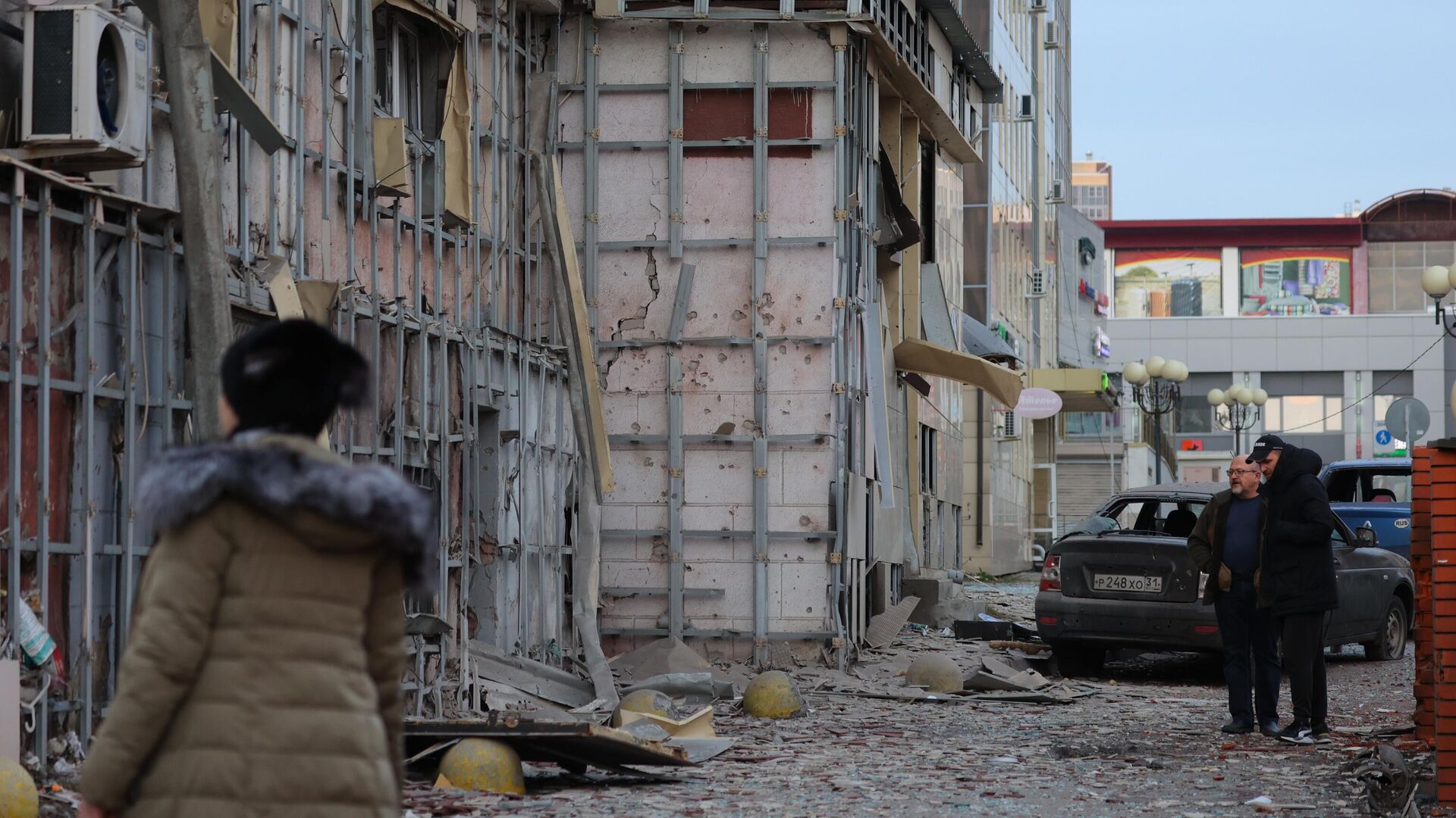 Consecuencias del ataque de las tropas ucranianas al centro de Bélgorod  - Sputnik Mundo, 1920, 01.01.2024