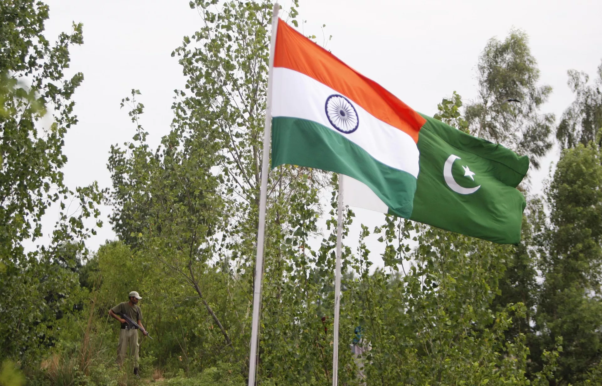 Banderas de la India y Pakistán Banderas de la India y Pakistán - Sputnik Mundo, 1920, 07.05.2025