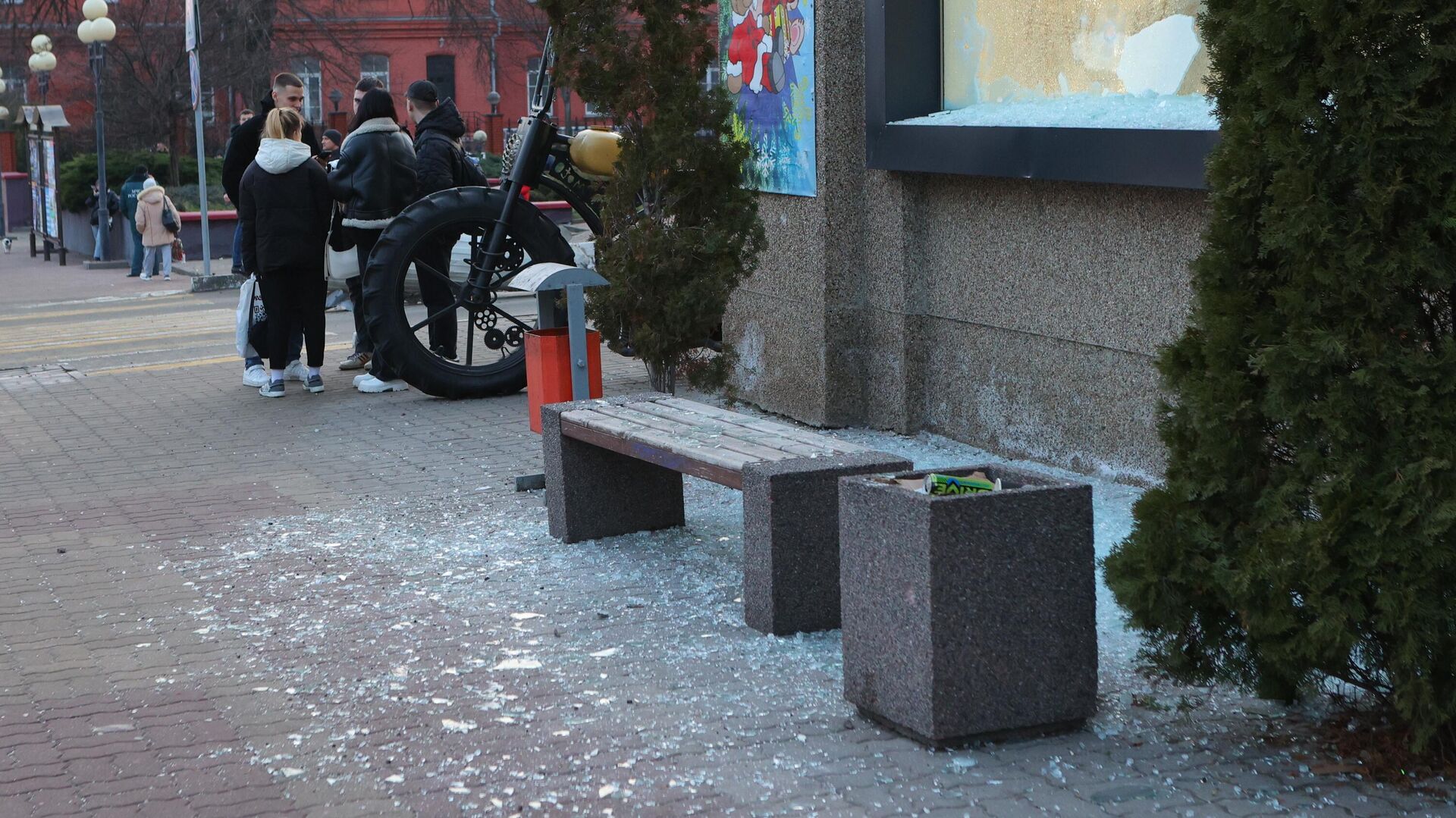 Las consecuencias del bombardeo ucraniano de la ciudad rusa de Bélgorod - Sputnik Mundo, 1920, 01.01.2024