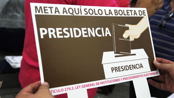 El Instituto Nacional Electoral (INE) de México es quien decide si una candidatura (independiente o de algún partido) es válida. - Sputnik Mundo