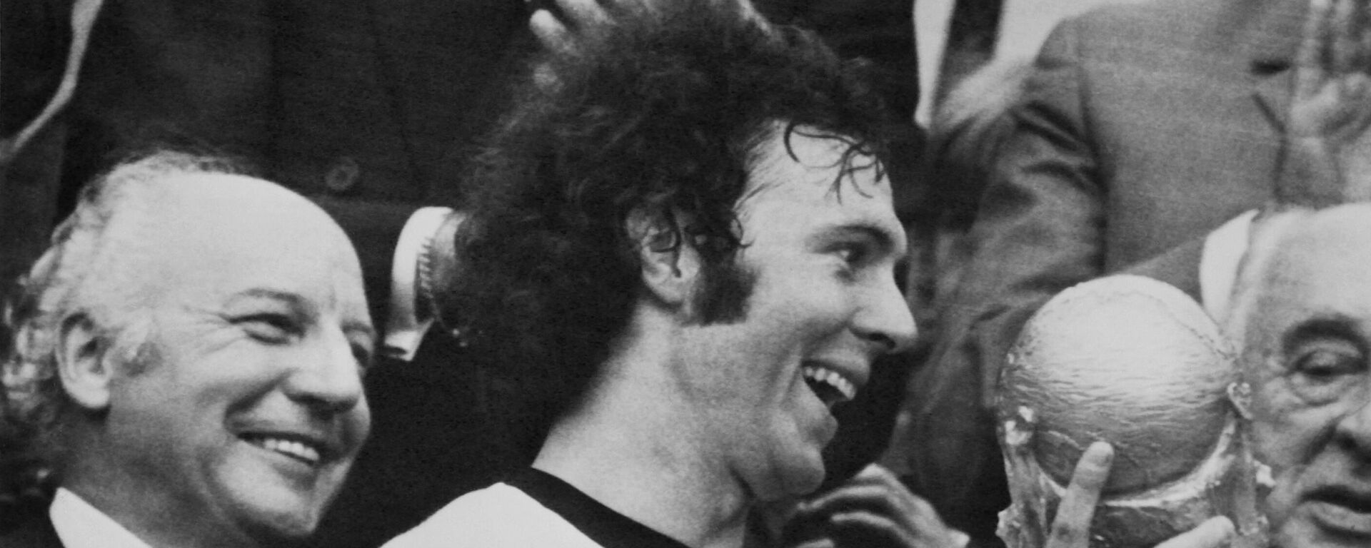 Franz Beckenbauer, la leyenda del fútbol alemán Franz Beckenbauer, la leyenda del fútbol alemán - Sputnik Mundo, 1920, 08.01.2024