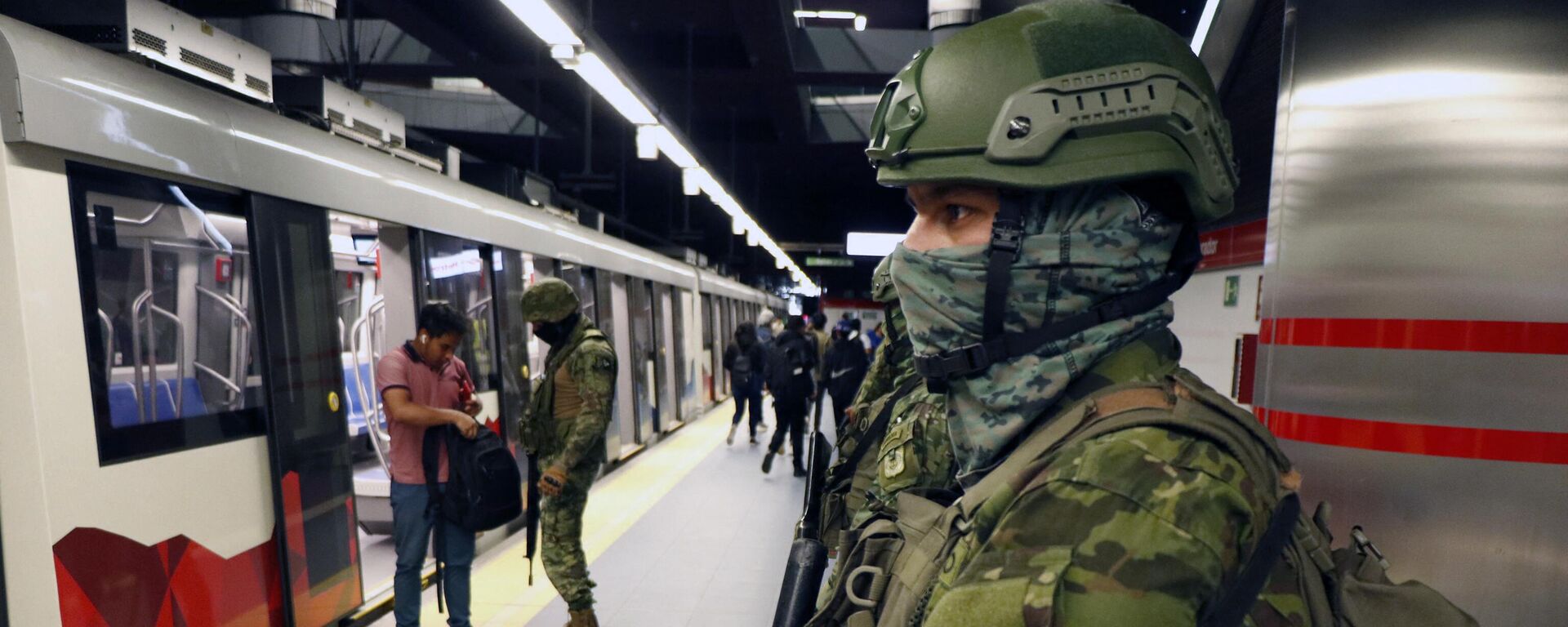 Fuerzas de seguridad ecuatorianas en el metro de Quito - Sputnik Mundo, 1920, 10.01.2024