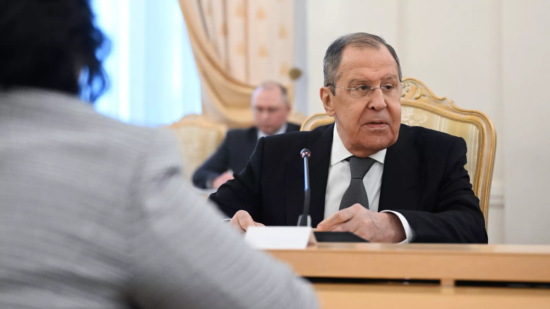 El ministro de Exteriores ruso, Serguéi Lavrov, durante el encuentro con su homóloga norcoreana, Choe Son-hui, en Moscú, el 16 de enero, 2024 El ministro de Exteriores ruso, Serguéi Lavrov, durante el encuentro con su homóloga norcoreana, Choe Son-hui, en Moscú, el 16 de enero, 2024 - Sputnik Mundo, 1920, 16.01.2024