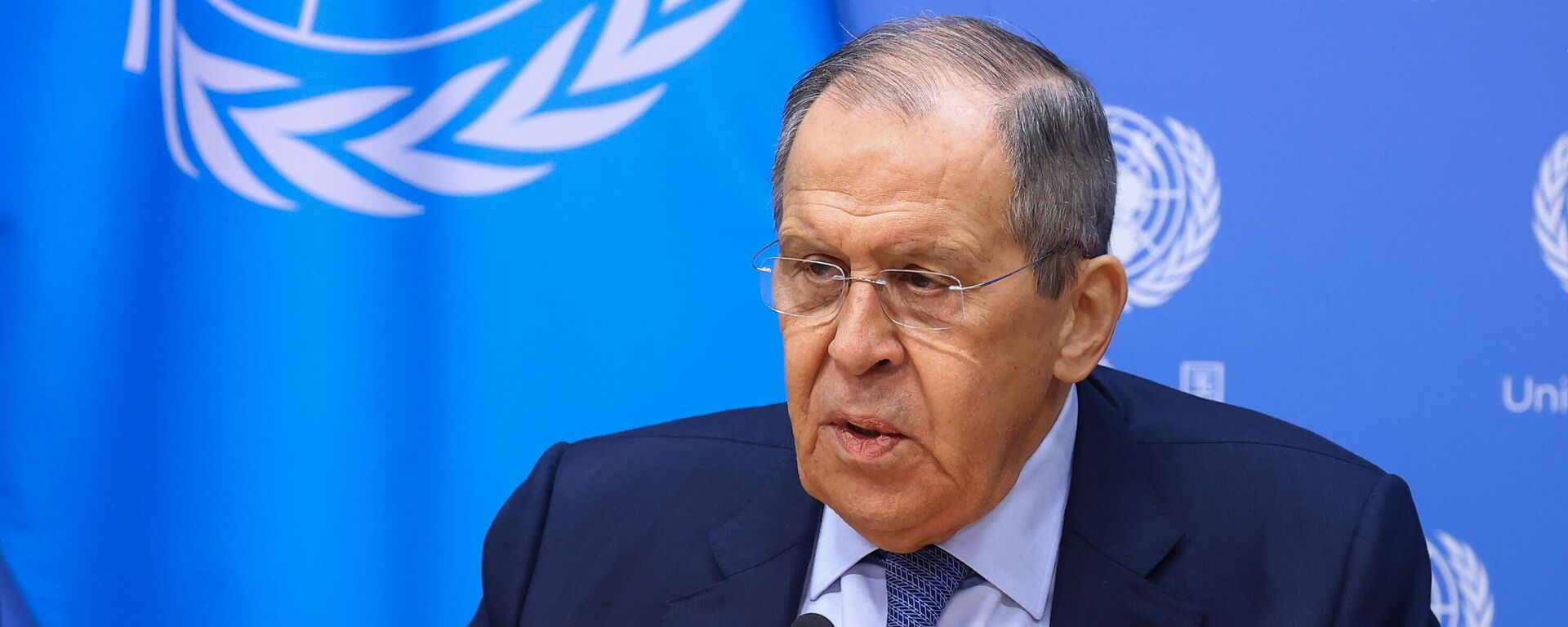 Serguéi Lavrov, el Ministro de Asuntos Exteriores ruso, durante la rueda de prensa final en la sede de la ONU - Sputnik Mundo, 1920, 27.09.2024