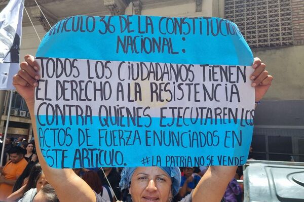Paro general contra las políticas del Gobierno de Javier Milei - Sputnik Mundo
