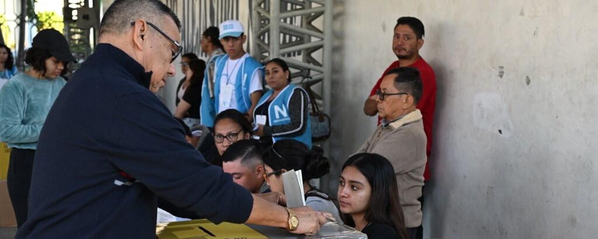 Elecciones en El Salvador  - Sputnik Mundo, 1920, 04.02.2024