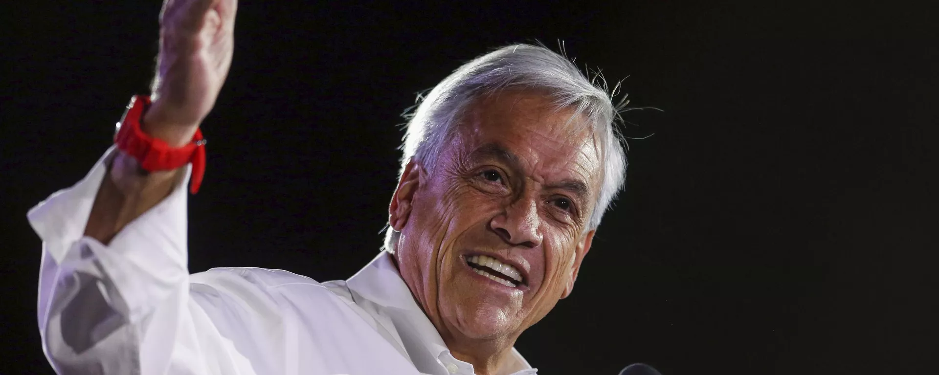 Sebastián Piñera, expresidente chileno, se dirige a sus simpatizantes en su mitin de cierre de campaña en Santiago de Chile, 16 de noviembre de 2017 - Sputnik Mundo, 1920, 03.02.2025