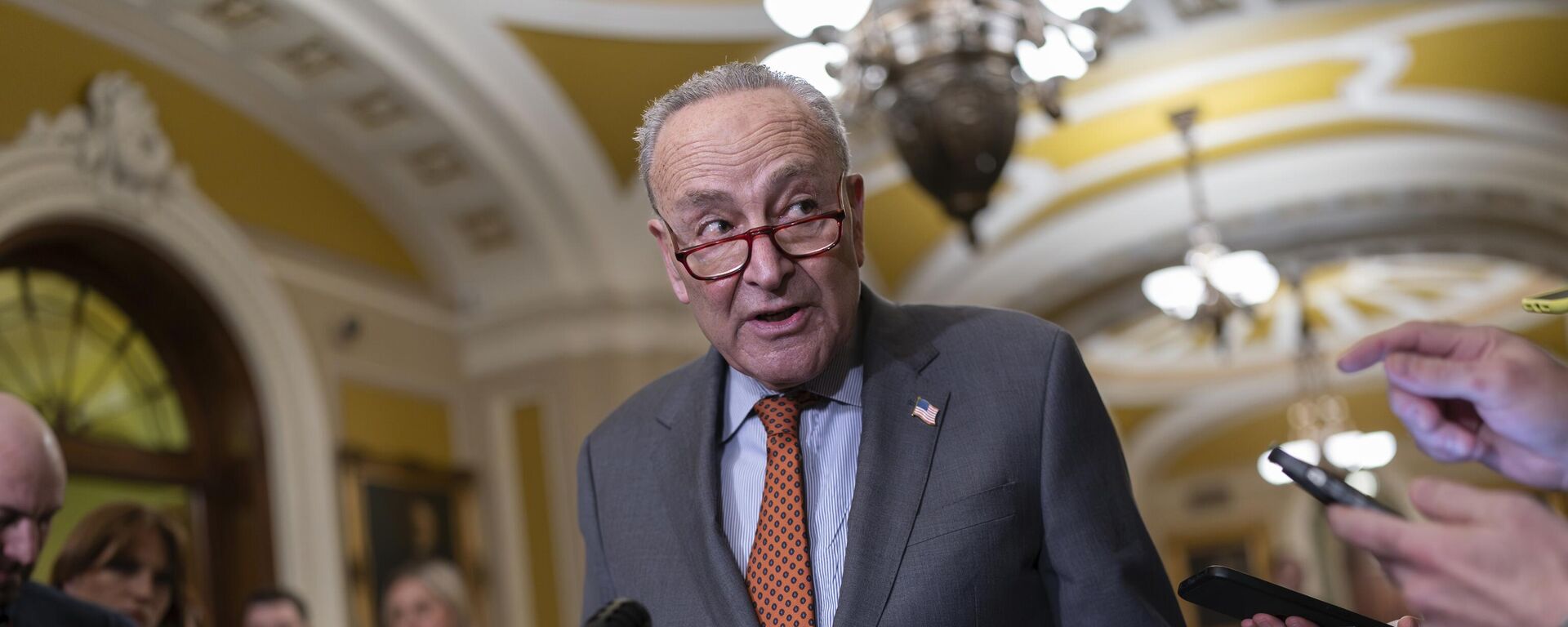 El líder de la mayoría del Senado, Chuck Schumer - Sputnik Mundo, 1920, 12.02.2024