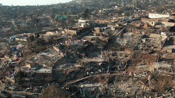 Agravantes de los incendios en Chile - Sputnik Mundo