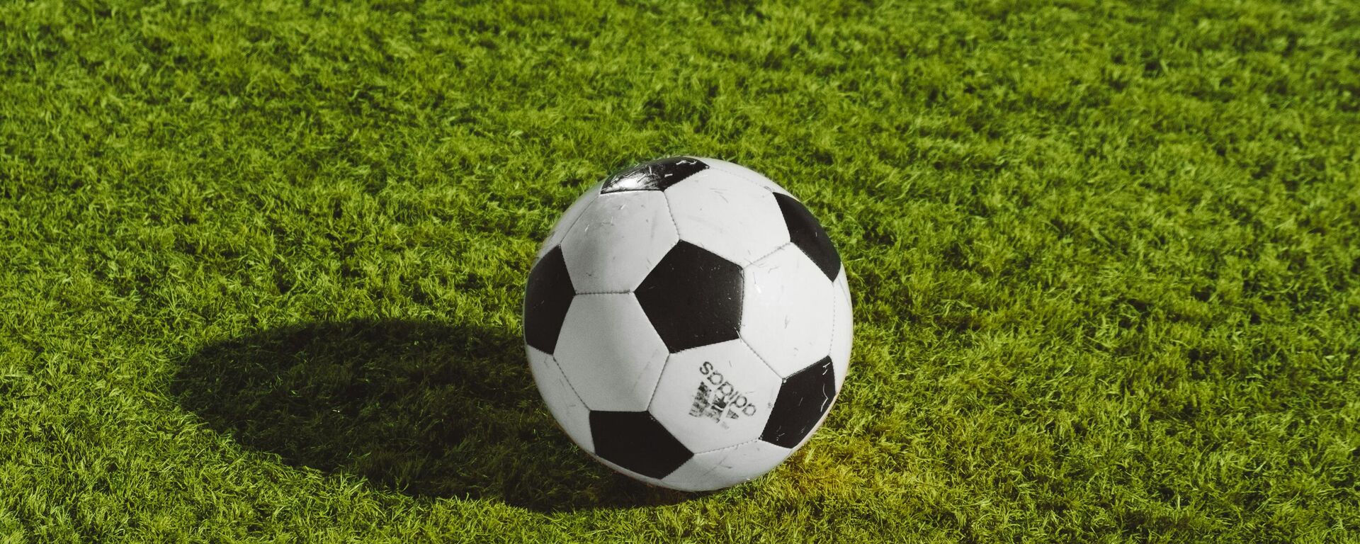 Balón de fútbol (imagen referencial) - Sputnik Mundo, 1920, 31.07.2024