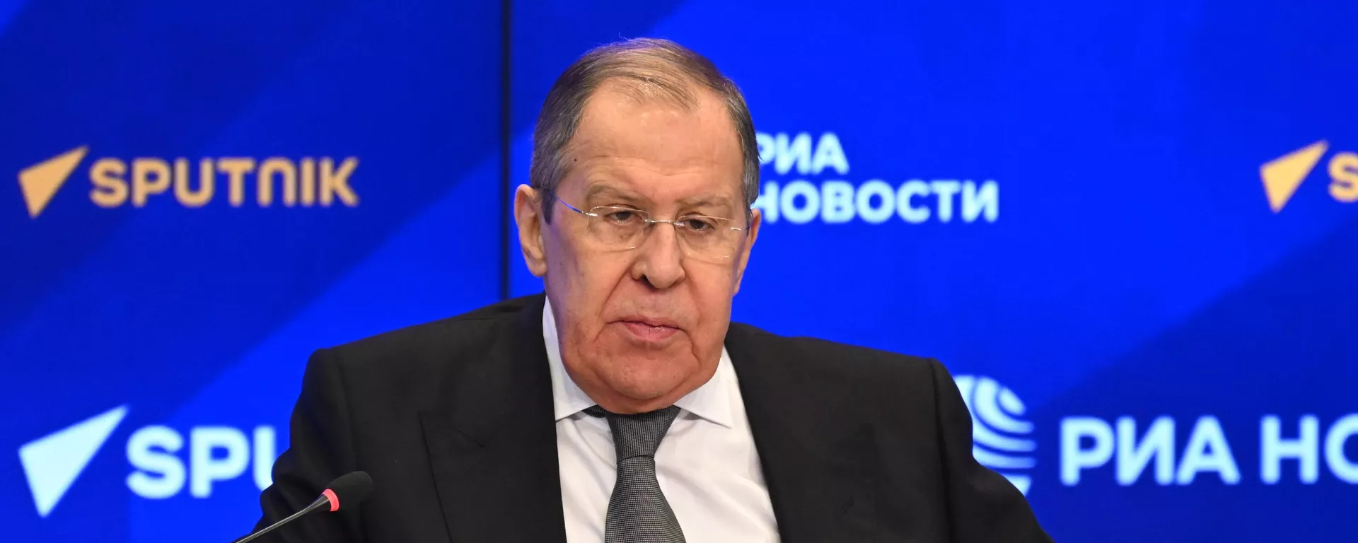  Serguéi Lavrov, el ministro ruso de Asuntos Exteriores, Serguéi Lavrov, en una conferencia con motivo del décimo aniversario del golpe de Estado en Ucrania  - Sputnik Mundo, 1920, 16.02.2024