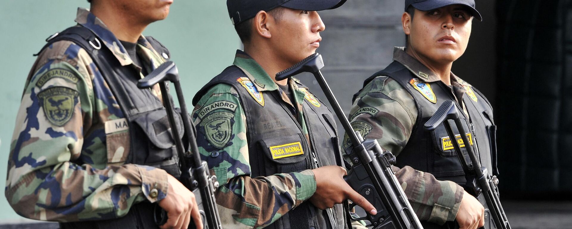 La Policía de Perú - Sputnik Mundo, 1920, 16.02.2024