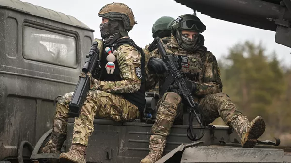 Soldados rusos en la dirección de Krasni Limán de la operación especial  - Sputnik Mundo