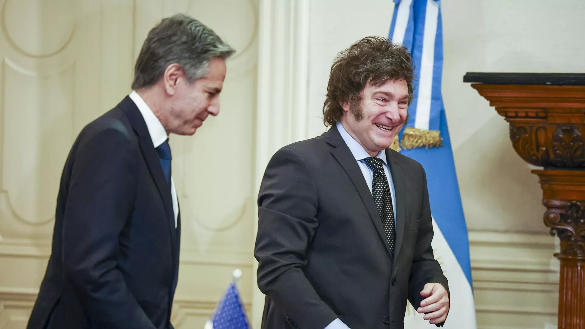 El secretario de Estado de EEUU, Antony Blinken, junto al presidente argentino, Javier Milei, en la Casa Rosada
