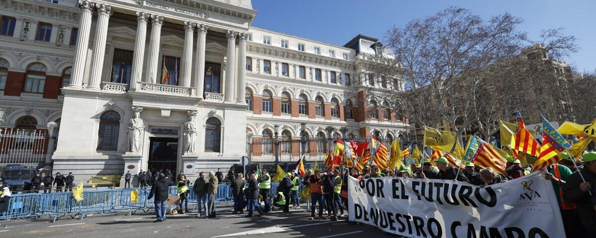 Protestas de los agricultores españoles - Sputnik Mundo, 1920, 27.02.2024