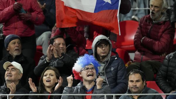 Hinchas de Chile - Sputnik Mundo