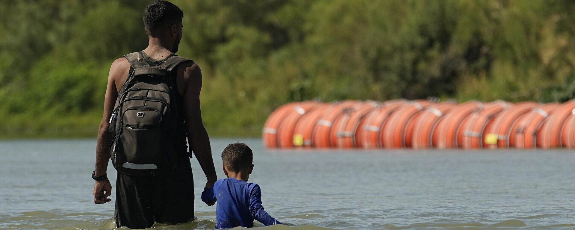 La migración irregular entre México y Estados Unidos se ha incrementado en los últimos meses. - Sputnik Mundo, 1920, 27.03.2024