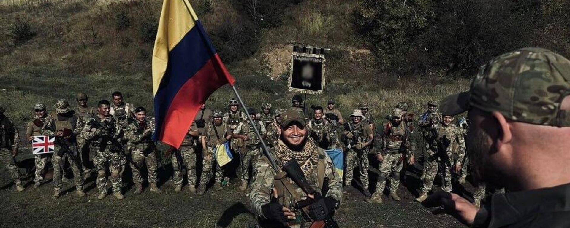 Mercenarios de la América del Sur que combaten en un batallón neonazi ucraniano - Sputnik Mundo, 1920, 20.05.2026
