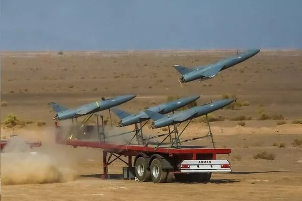 Dron iraní Arash - Sputnik Mundo
