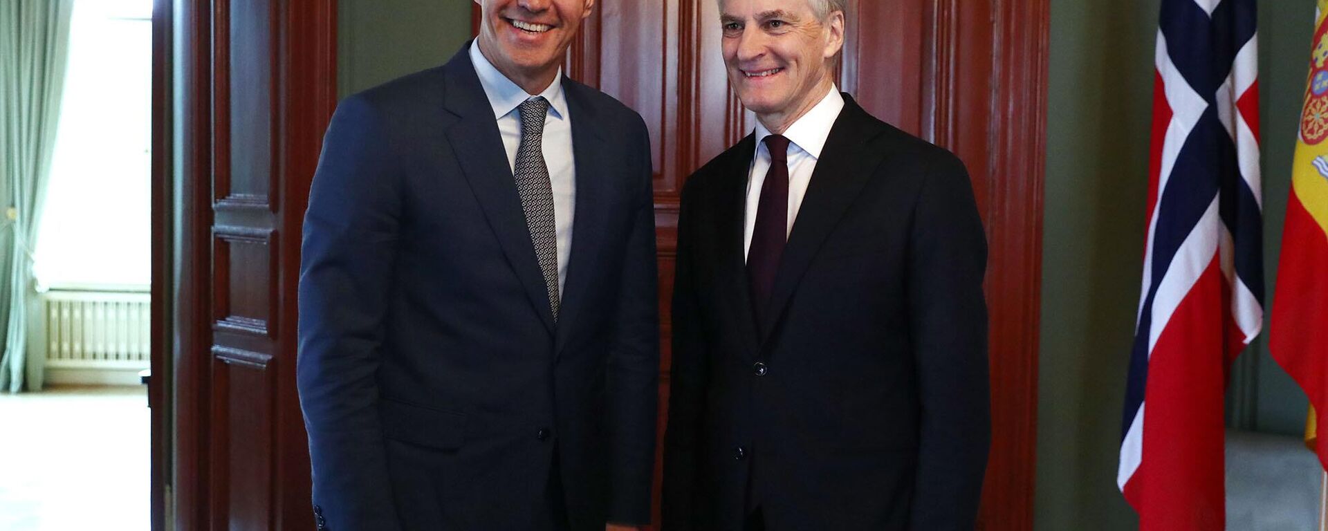 Pedro Sánchez y Jonas Gahr Store, en Oslo Pedro Sánchez y Jonas Gahr Store, en Oslo - Sputnik Mundo, 1920, 16.04.2024