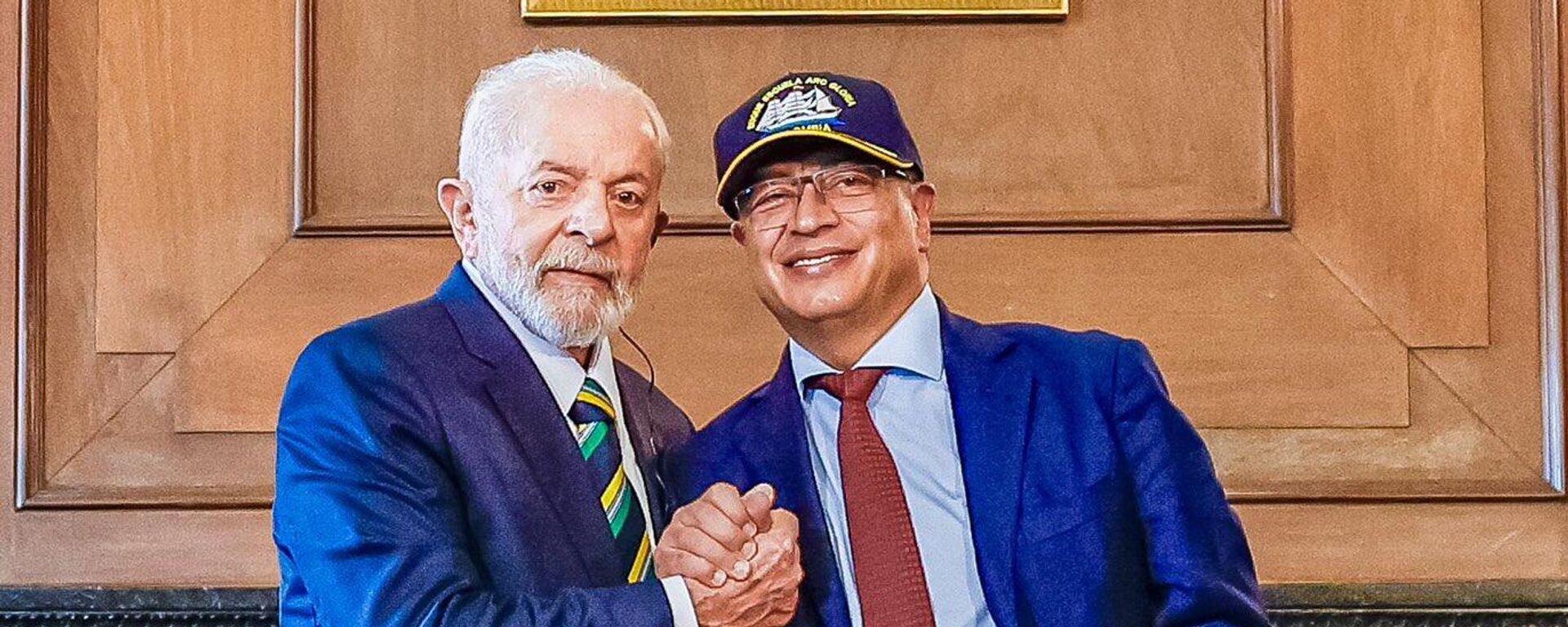 Luiz Inacio Lula da Silva y Gustavo Petro - Sputnik Mundo, 1920, 18.04.2024