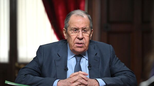 Serguéi Lavrov, el ministro de Asuntos Exteriores ruso,  durante una entrevista con Sputnik, 'Komsomolskaya Pravda' y 'Govorit Moskva', el 19 de abril de 2024 - Sputnik Mundo