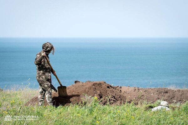 Excavaciones en el Parque Natural Karalar, en la región de Kerch - Sputnik Mundo