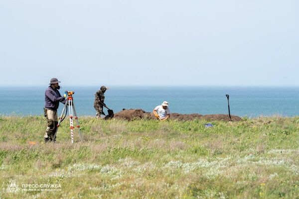 Excavaciones en el Parque Natural Karalar, en la región de Kerch - Sputnik Mundo