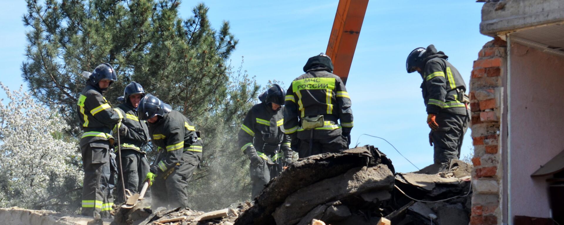 Consecuencias de un bombardeo ucraniano - Sputnik Mundo, 1920, 25.04.2024