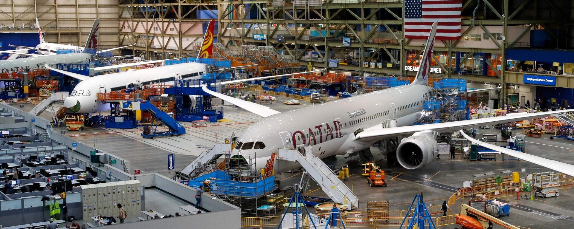 Aviones Boeing 787 en la planta de producción de Boeing en Everett, Washington, el 15 de junio de 2022 - Sputnik Mundo, 1920, 12.10.2024